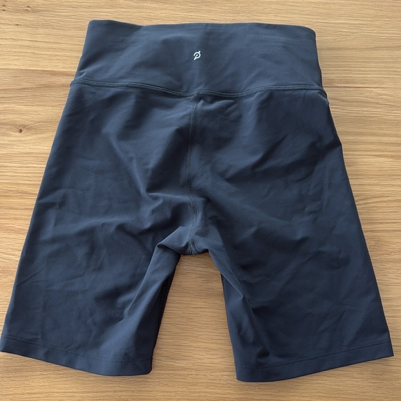 Peloton bike shorts size M, gently worn - Picture 2 of 3